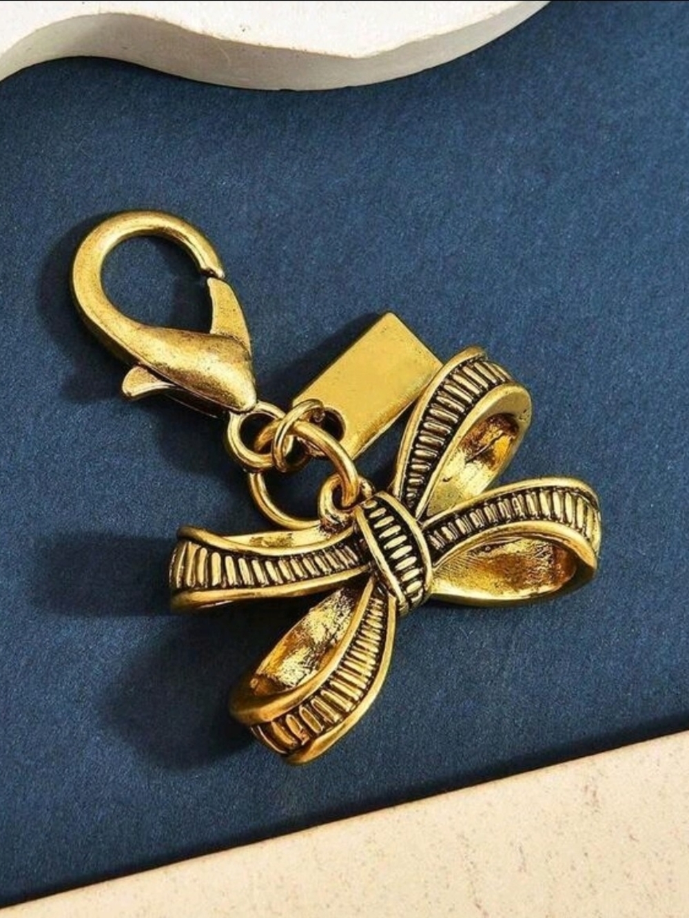 Gold Bow Charm Key & Card Holder Clip